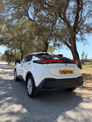 טויוטה C-HR