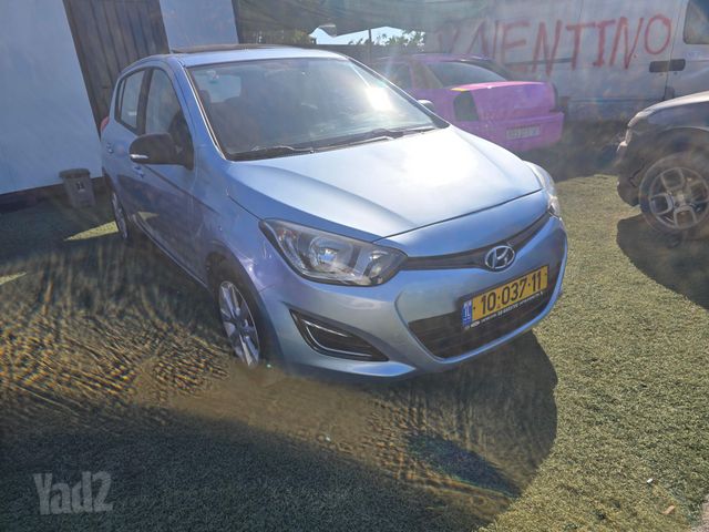 מודעת רכב יונדאי i20