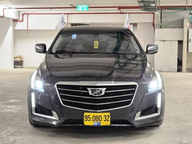 מודעת רכב קאדילק CTS