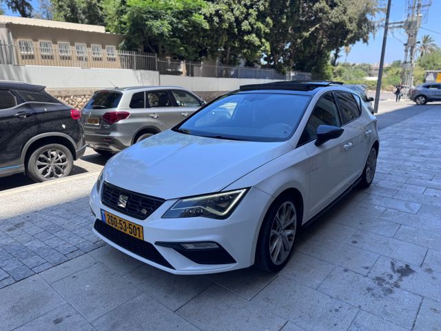 סיאט לאון
