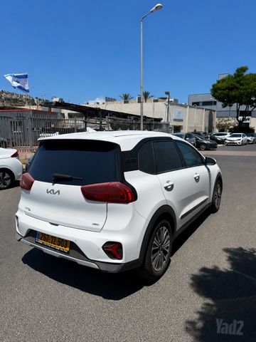 קיה נירו פלוס