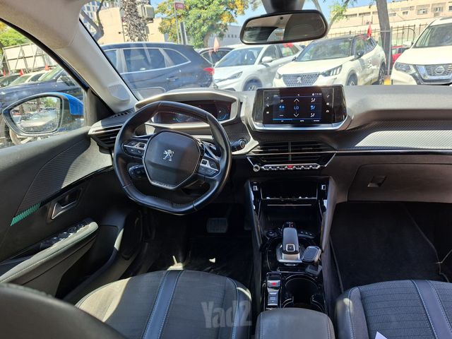 פיג'ו 208