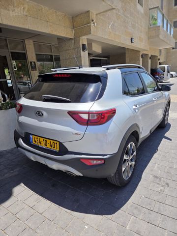 קיה סטוניק