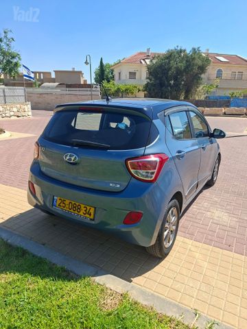 יונדאי i10