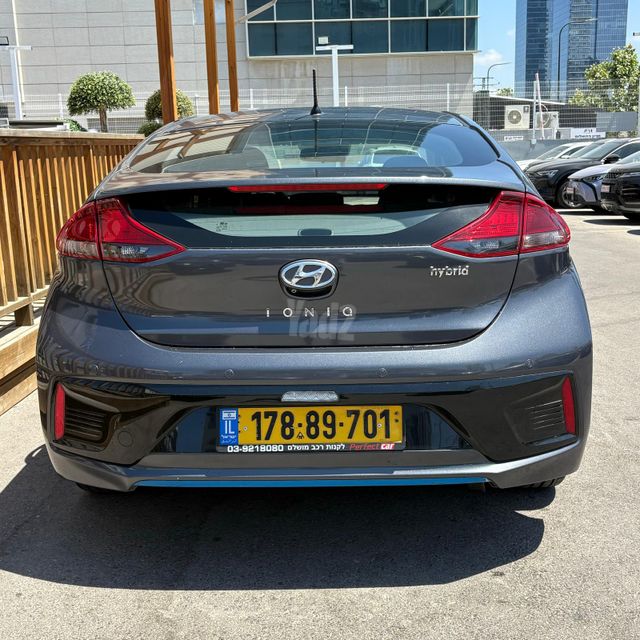 יונדאי איוניק