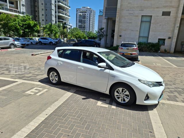 טויוטה אוריס