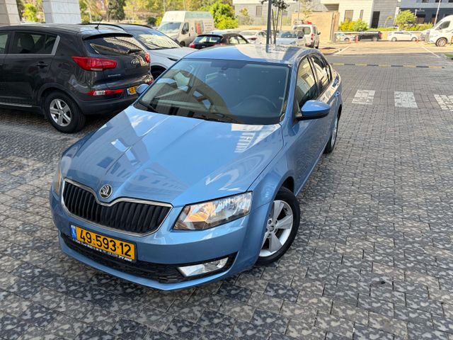 סקודה אוקטביה 