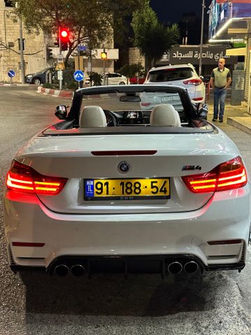 מודעת רכב ב מ וו סדרה 4