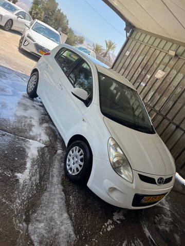 מודעת רכב יונדאי i20