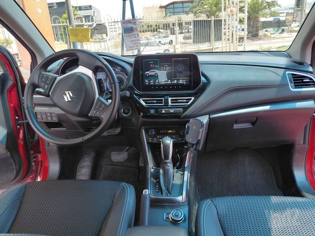 סוזוקי S-Cross