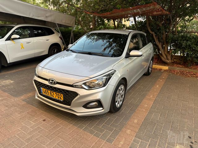 יונדאי i20