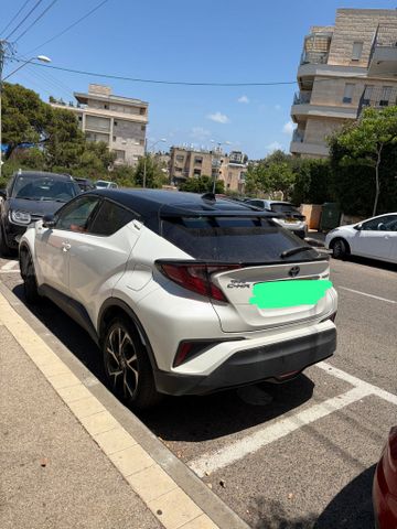 טויוטה C-HR