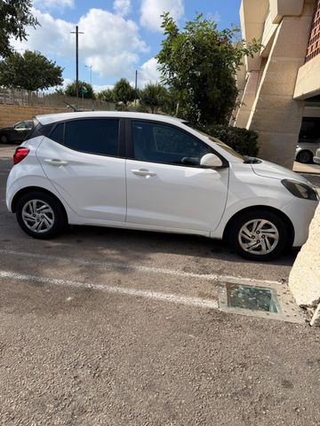 יונדאי i10