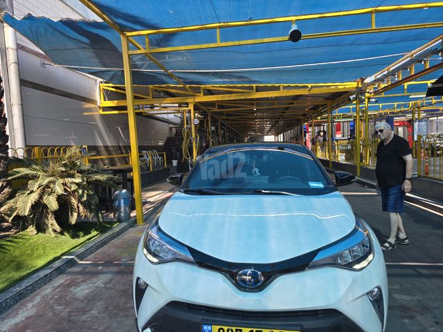 טויוטה C-HR