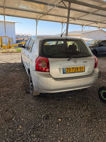 מודעת רכב טויוטה קורולה