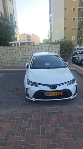 מודעת רכב טויוטה קורולה