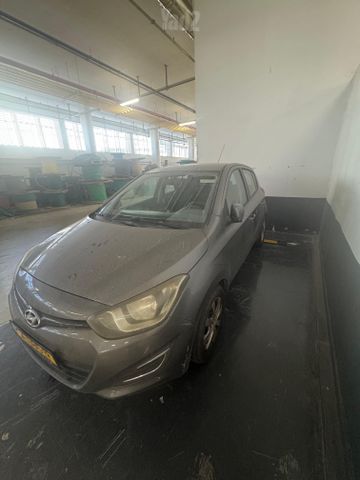 יונדאי i20