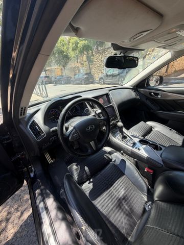 אינפיניטי Q50