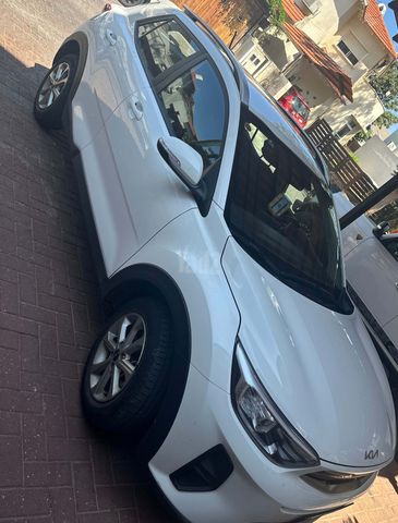 מודעת רכב קיה סטוניק