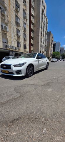 אינפיניטי Q50