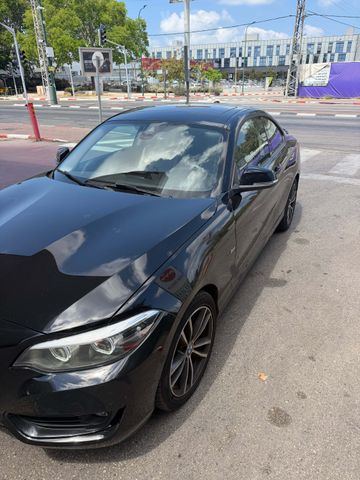 מודעת רכב ב מ וו סדרה 2