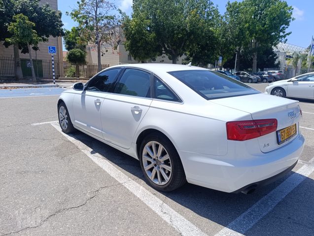 אאודי A6