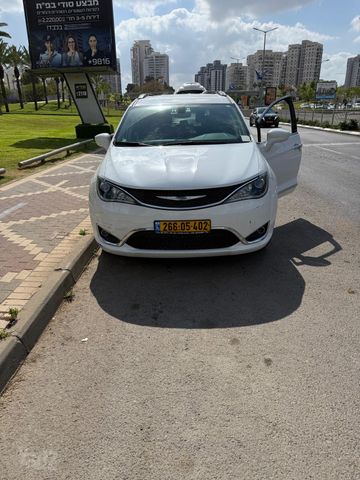 קרייזלר פסיפיקה
