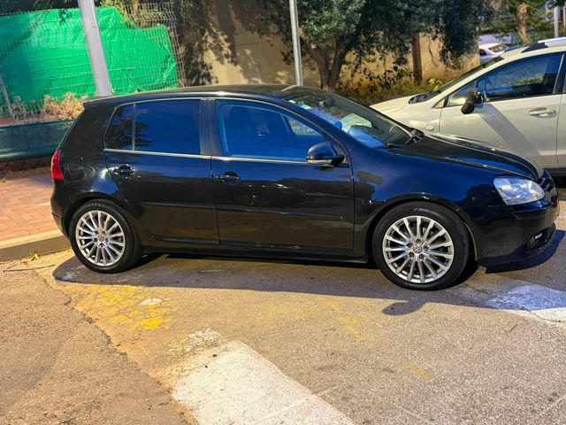 פולקסווגן גולף