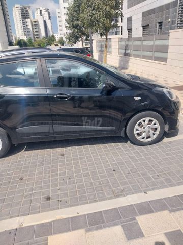 יונדאי i10