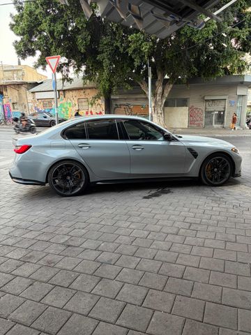 ב מ וו M3