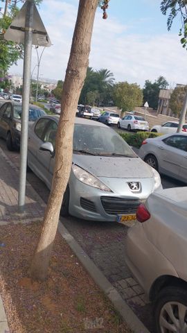 מודעת רכב פיג'ו 207