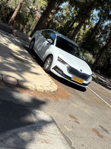 סקודה אוקטביה 