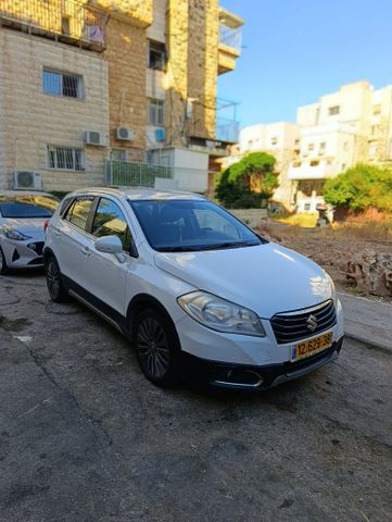 סוזוקי קרוסאובר