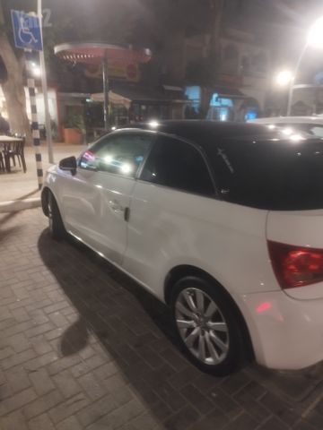 מודעת רכב אאודי A1