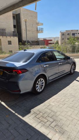 טויוטה קורולה