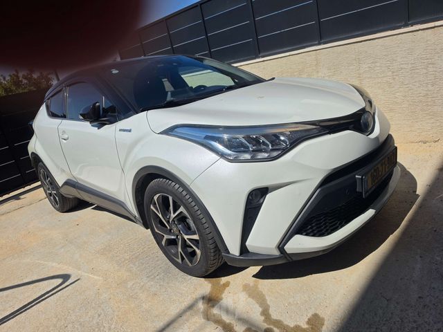 מודעת רכב טויוטה C-HR