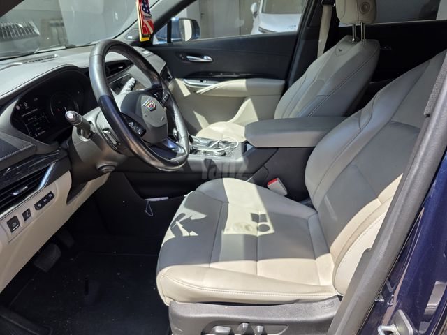קאדילק XT4