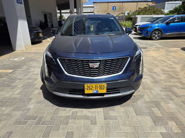 מודעת רכב קאדילק XT4