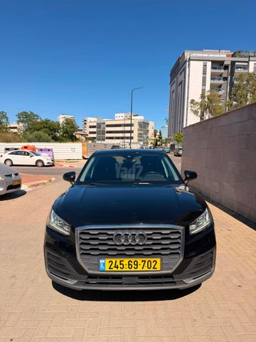 מודעת רכב אאודי Q2