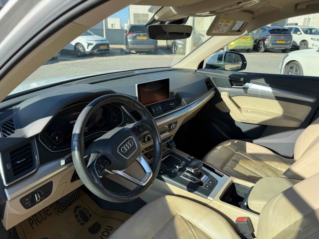 אאודי Q5