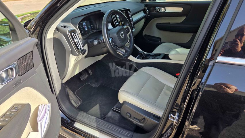 וולוו XC40
