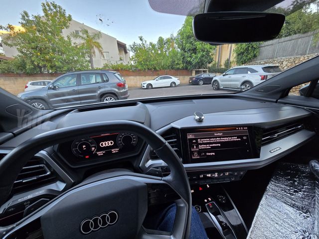 אאודי Q4 e-tron