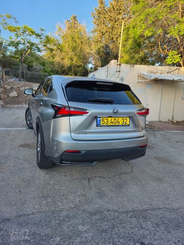 לקסוס NX