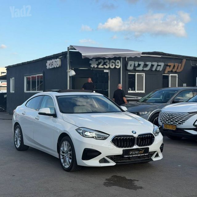 מודעת רכב ב מ וו סדרה 2