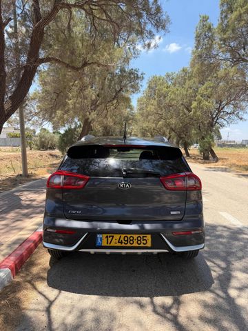 קיה נירו