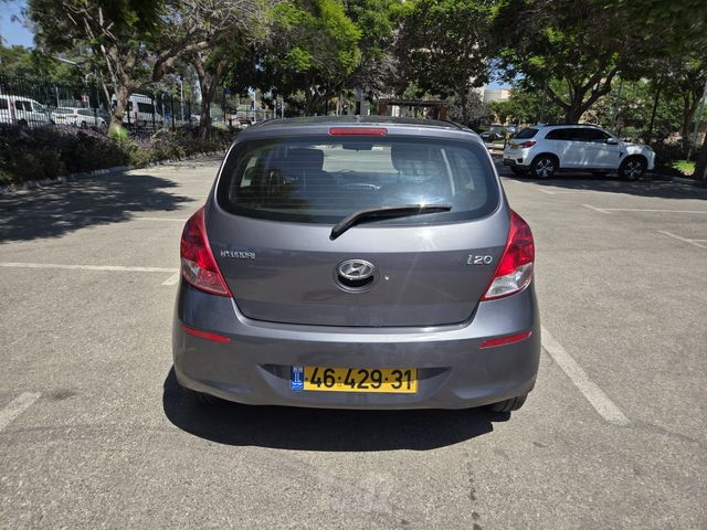 יונדאי i20