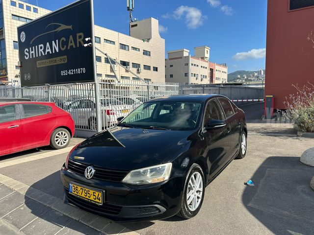 מודעת רכב פולקסווגן ג'טה 