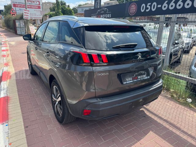 פיג'ו 3008