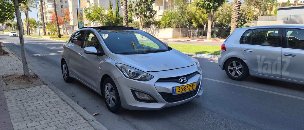 מודעת רכב יונדאי i30 2