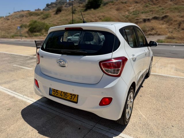 יונדאי i10